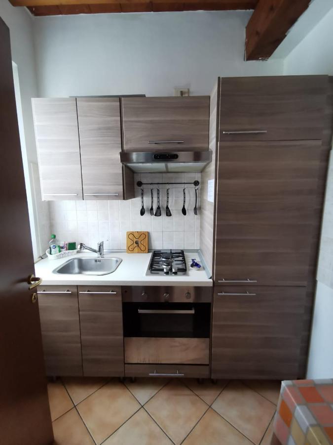 Apartment In The City Center With Self Check-In Парма Экстерьер фото
