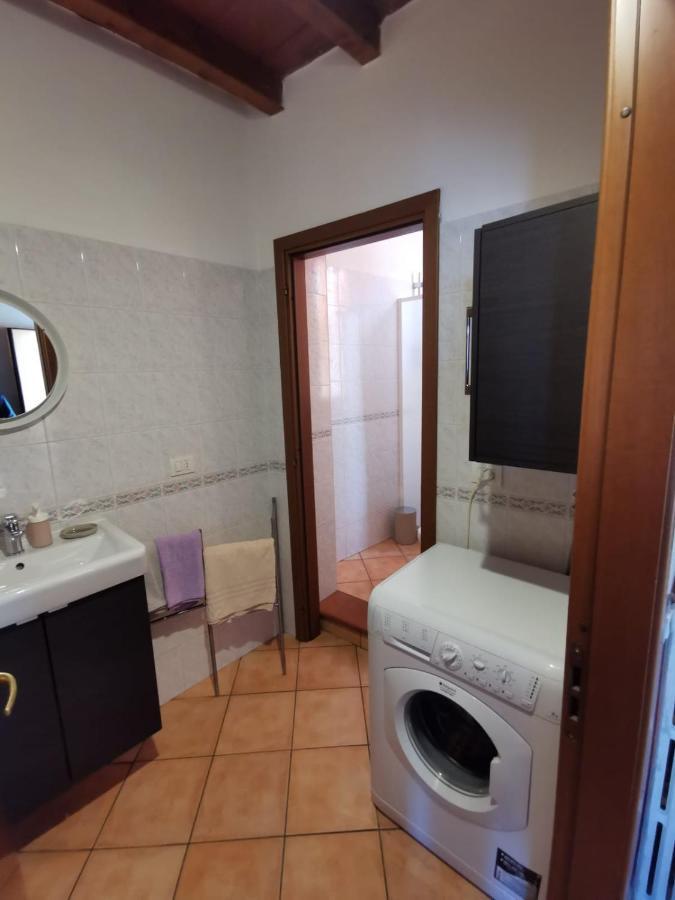 Apartment In The City Center With Self Check-In Парма Экстерьер фото
